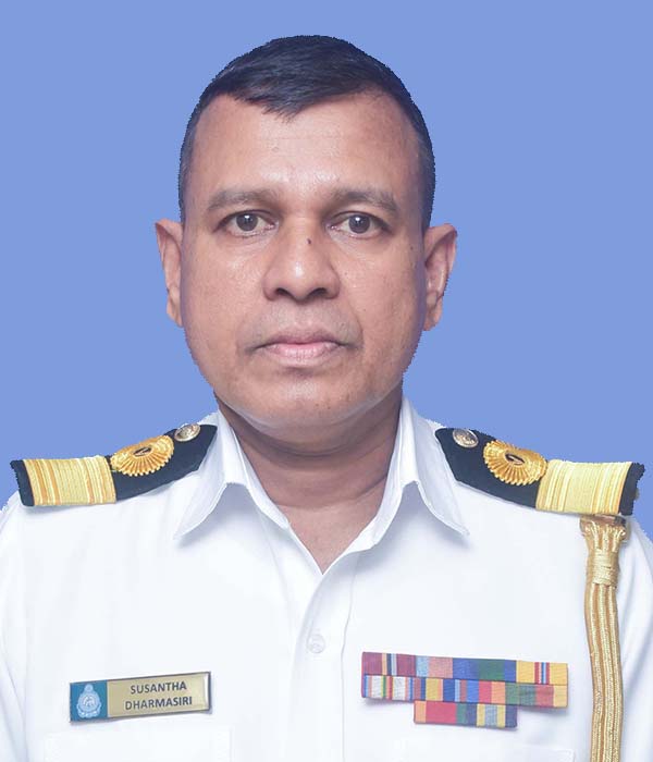 අණදෙන නිලධාරී